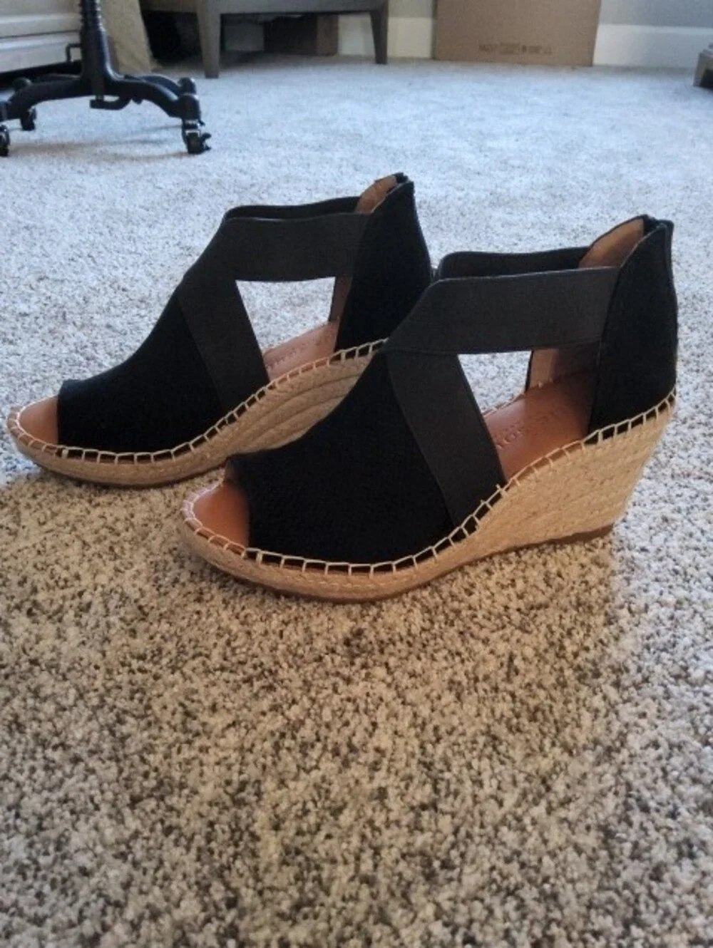 Gentle Souls Black Brand, Open-Toe Espadrille Sandals/Crossover Elastic Strap